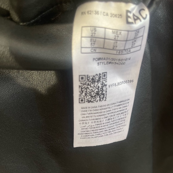 Guess Faux Leather Circle Skirt
Style #W54D00 - Picture 4 of 7